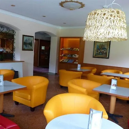 斯特洛尔兹膳食公寓酒店 酒店 3*