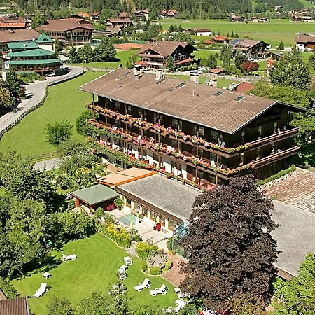 Hotel-pension Strolz 3*