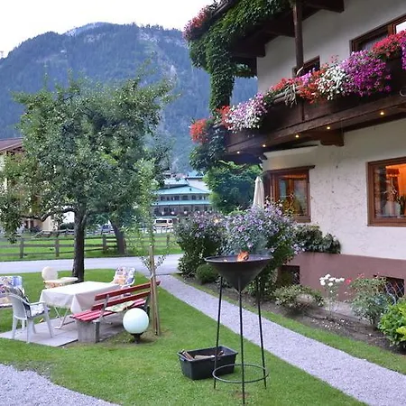Hotel-pension Strolz Mayrhofen