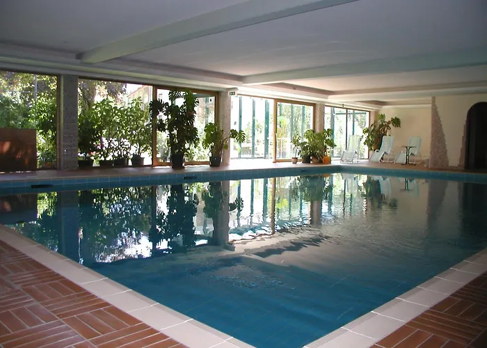 Hotel-pension Strolz Готель Майргофен