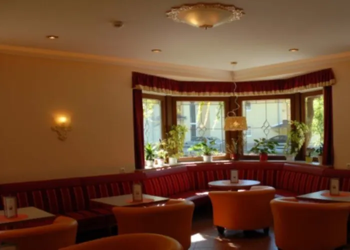 Готель Hotel-pension Strolz Майргофен